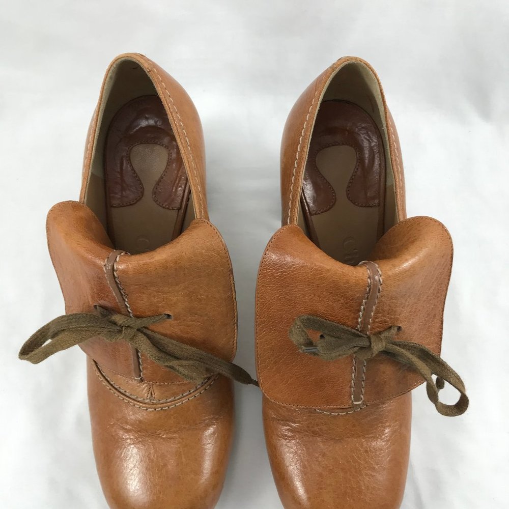 Chloe Tan Leather Lace Up Kiltie Bootie Stacked Heel Pumps Made in Italy - Picture 3 of 10